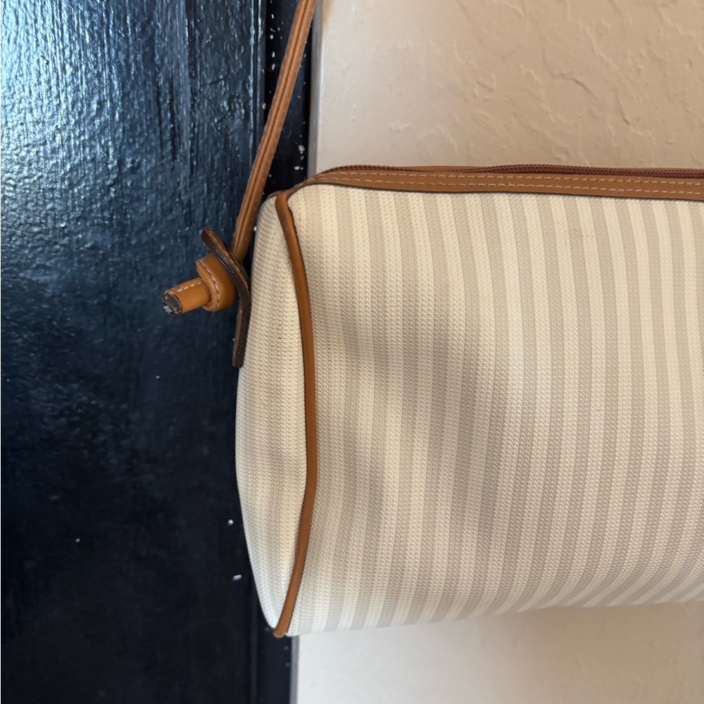 ( Moda Italia) Elegant White and Tan Women's Bag - Picture 10 of 11